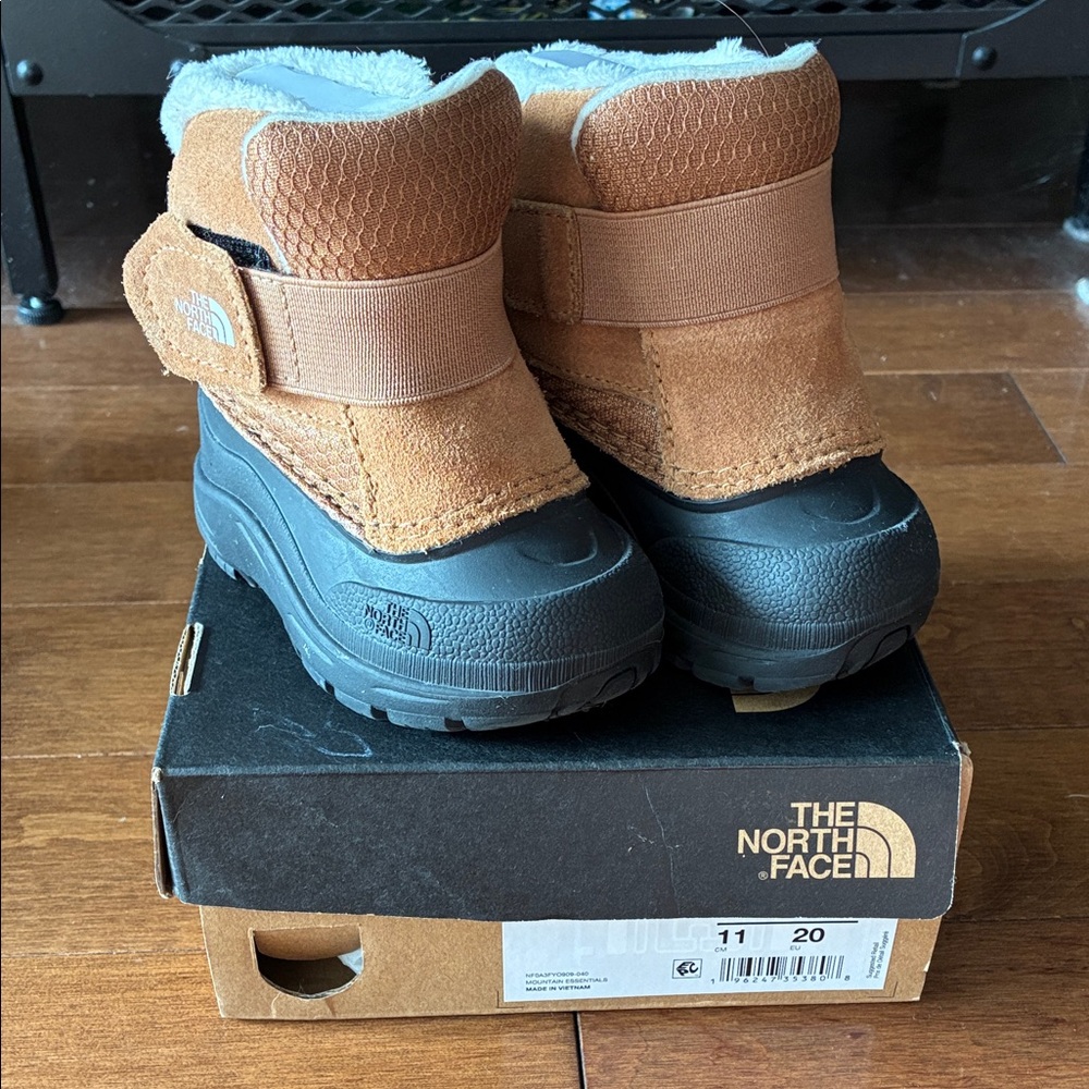 The North Face Alpenglow II - Toddler Brown and Black Insulated Winter Boots